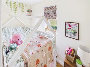 Bedroom- click for photo gallery